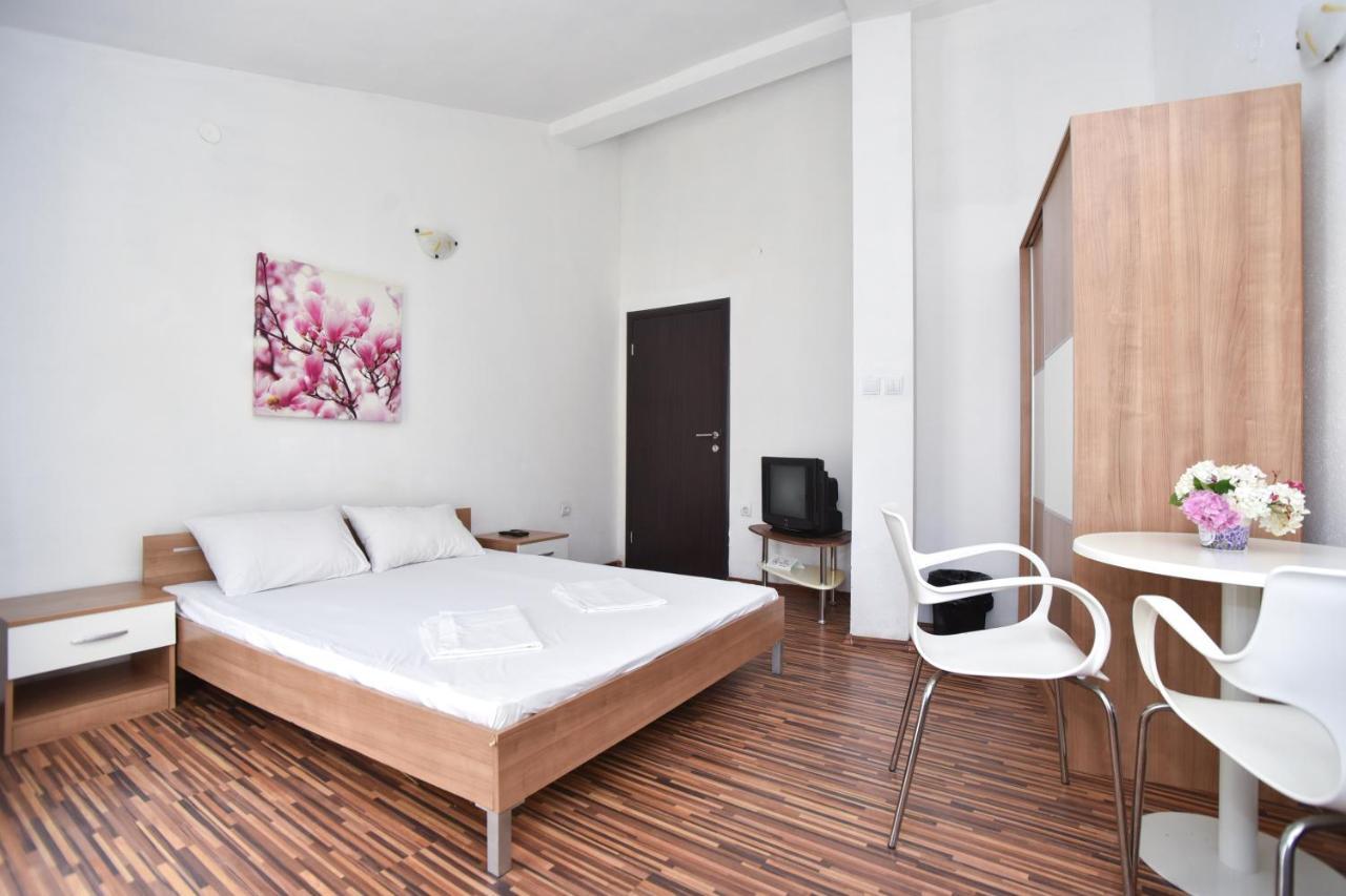 Apartments Bjelanovic Budva Buitenkant foto